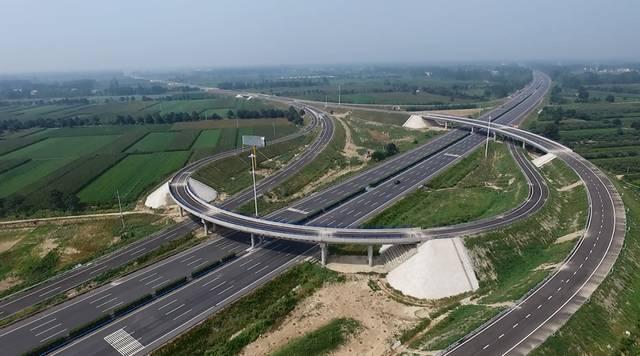 国庆中秋假期出行无忧！ 上海交通部门多维度筑牢重点枢纽出行保障网